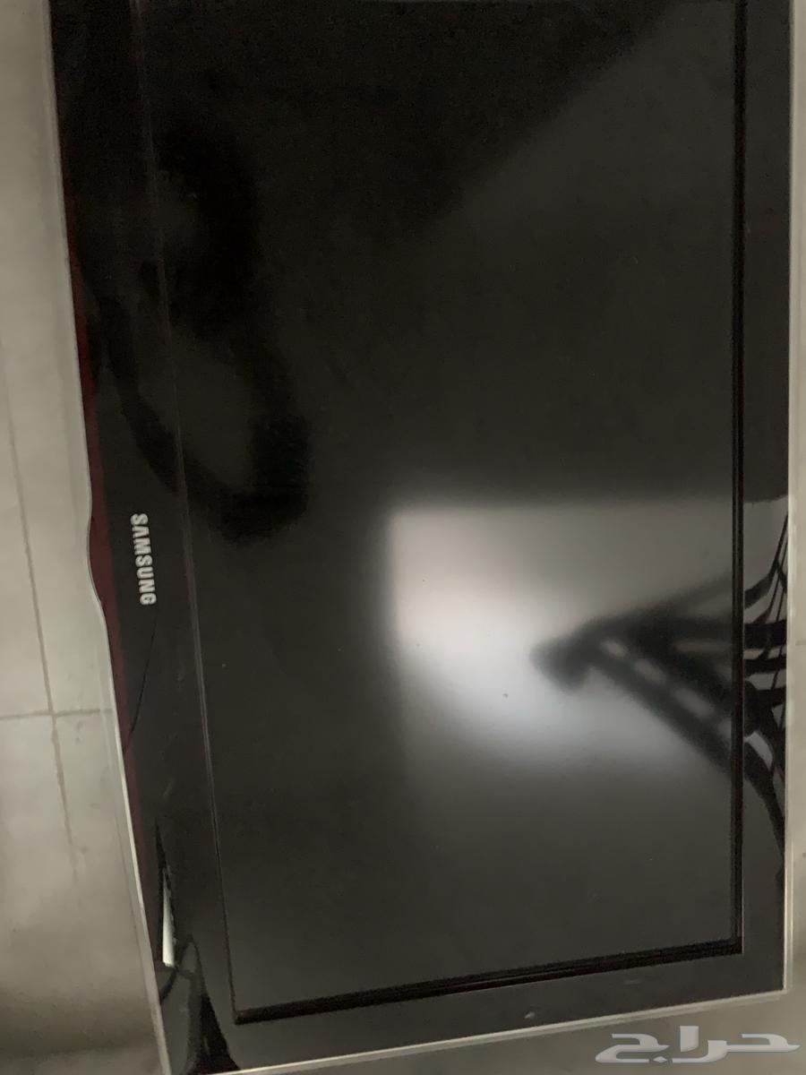 Samsung TV works perfectly, clean and cheap, and the seller didn't disappoint me64522103276801110