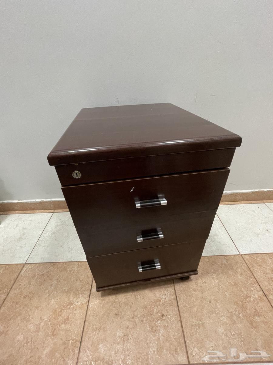 Office desk64523555936130111