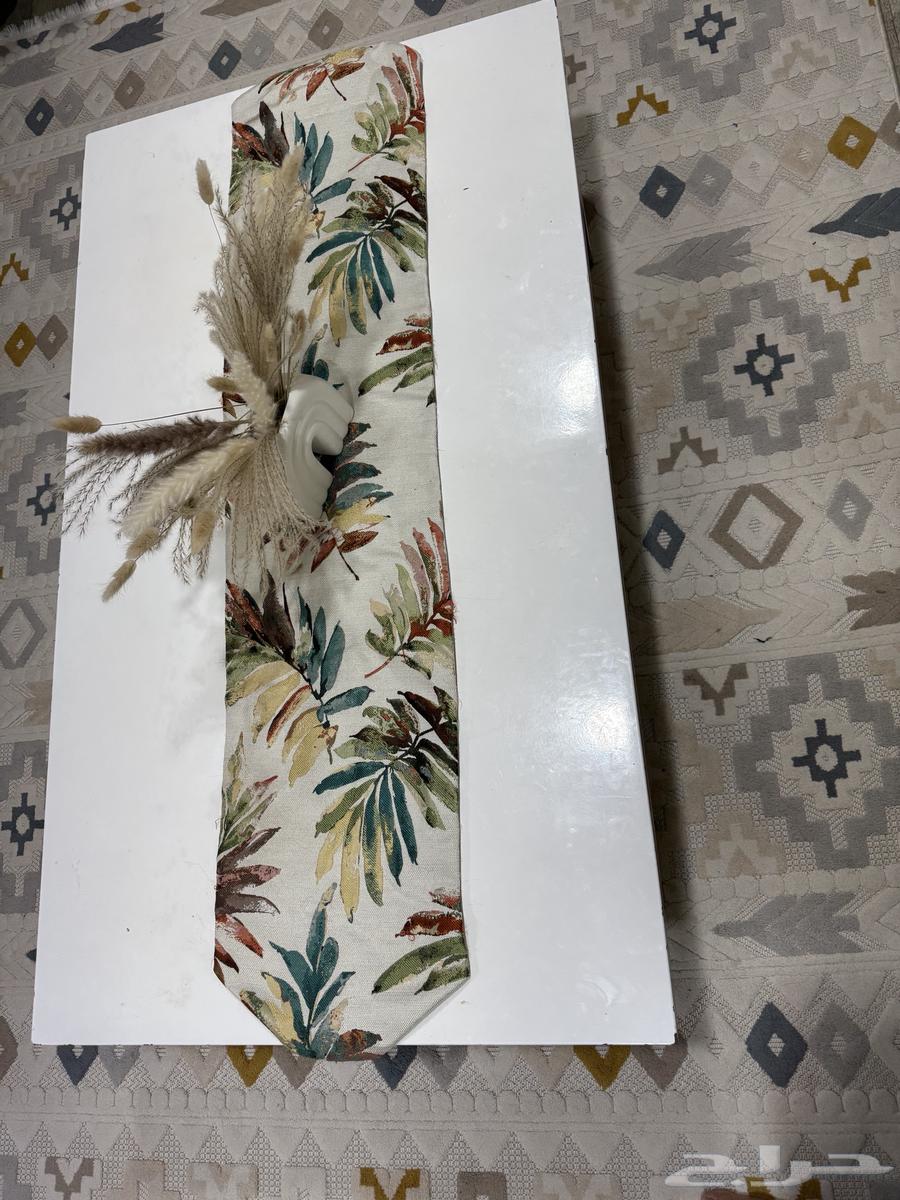 طقم مجلس بحاله جيده 11 فرد وسفره 6 كراسي وطاوله مجلس64521709403395112