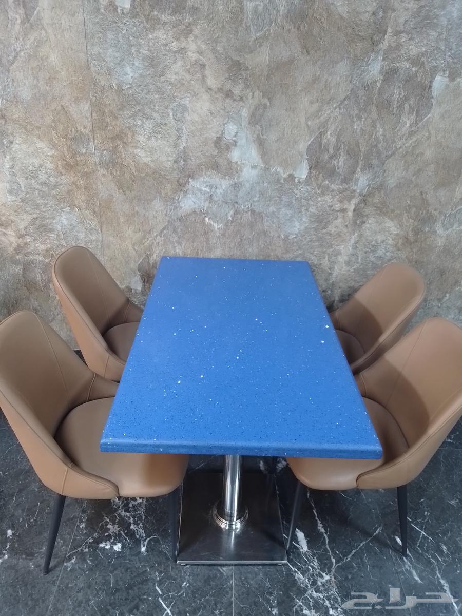 Tables with chairs64525787608449112