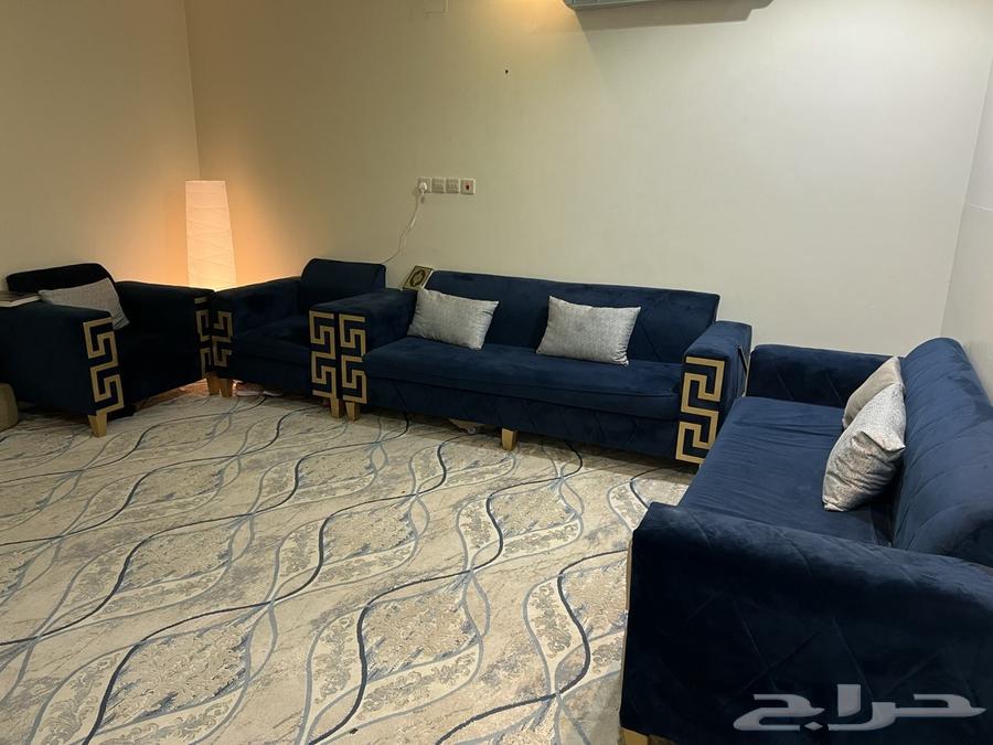 كنب ومكيف على السوم64524347462146110