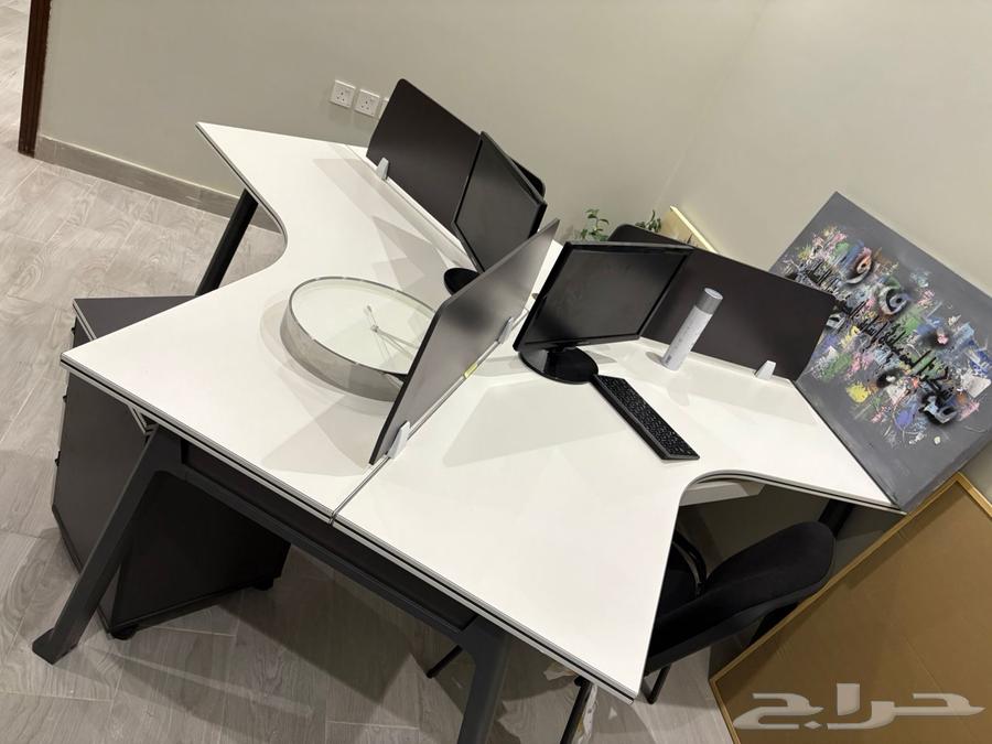 طاوله اجتماع ومكاتب للبيع في جدة64521625340675110
