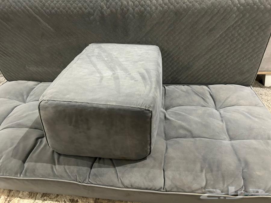 جلسة عربية للبيع طولها تقريبا  10 متر زاويتين64525815182465110