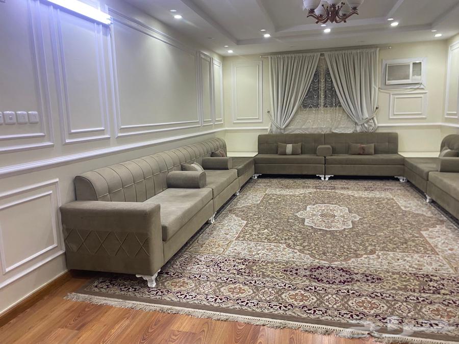 Clean used sofa64523090479874113