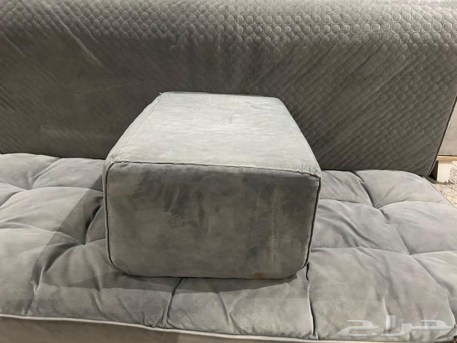 جلسة عربية للبيع طولها تقريبا  10 متر زاويتين64525815182465112