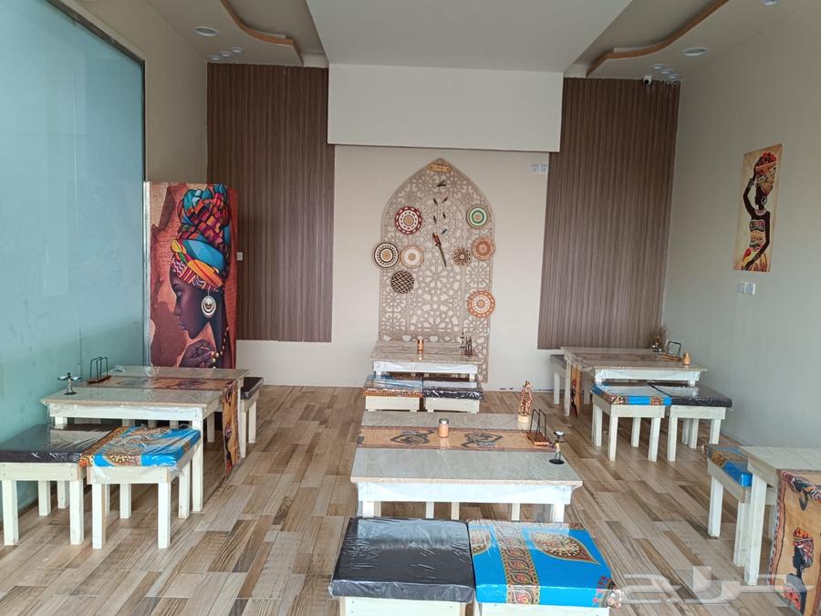 اثاث طاولات ومعدات مطعم للبيع64535875981825110