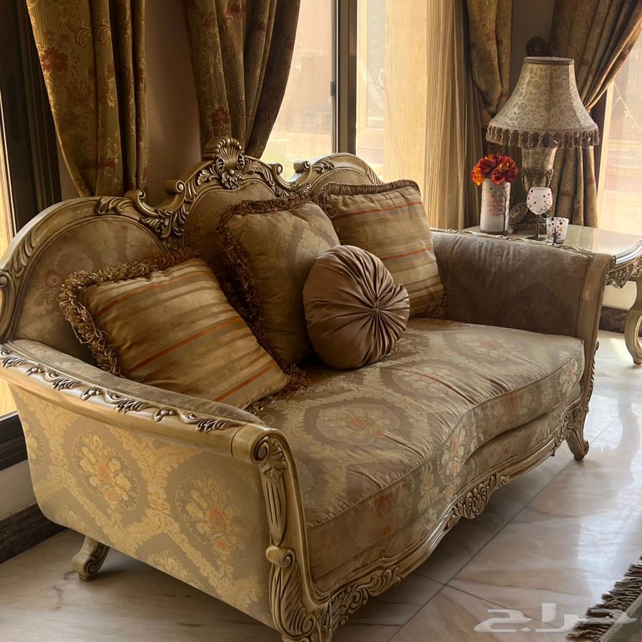 طقم كنب كلاسيكي فاخر64523047924099114