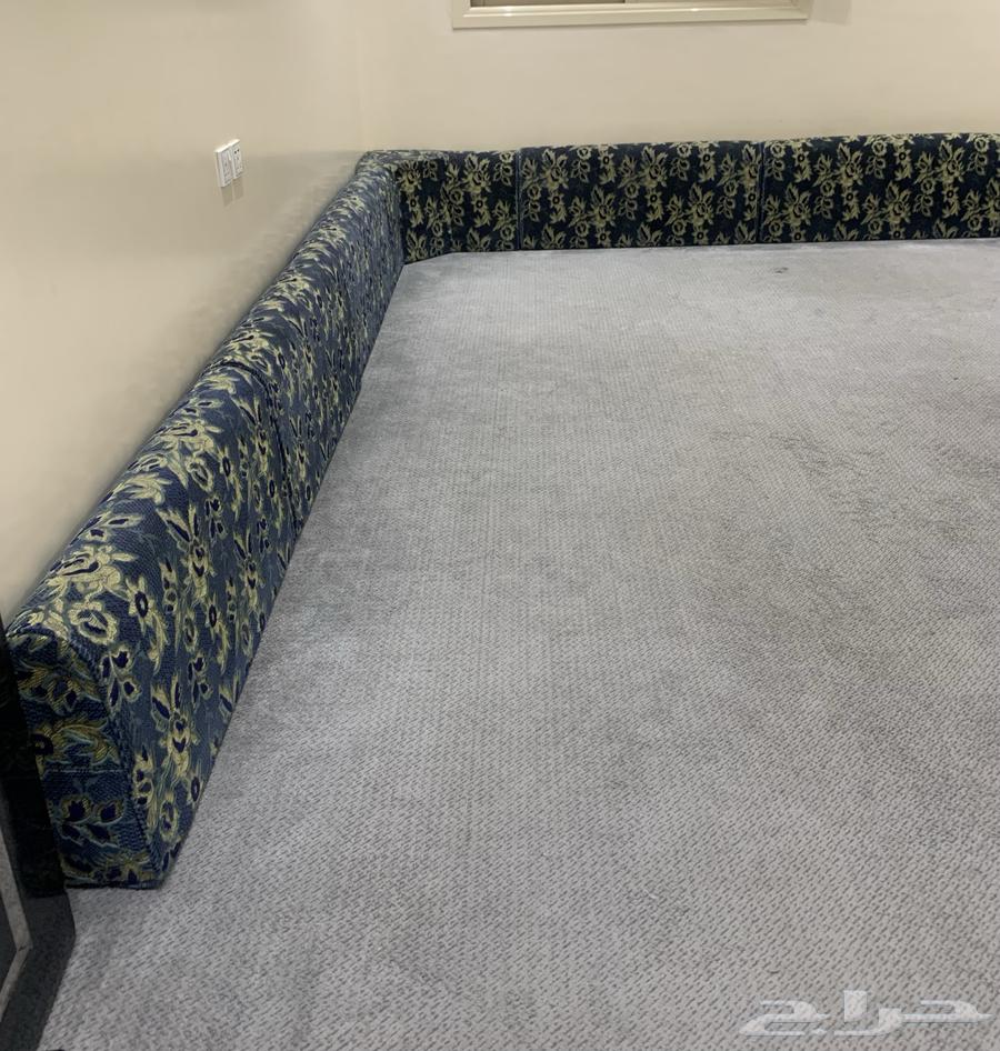 مساند وفرش للبيع64526370011267112