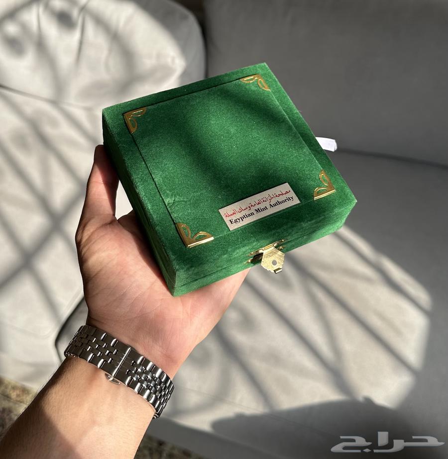 مسكوكة تذكارية للرئيس الراحل أنور السادات ( تم البيع )64525939914371113