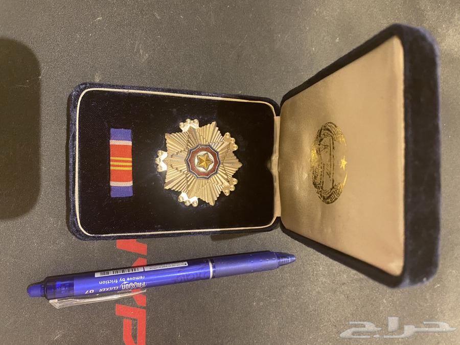 وسام ميدالية كوريا الشمالية الرتبة الثالثة كامل64523175794819110