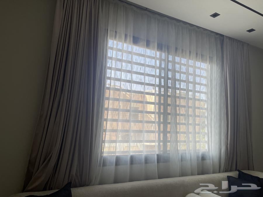 Curtains, pillow, carpet for sale64520614379138110