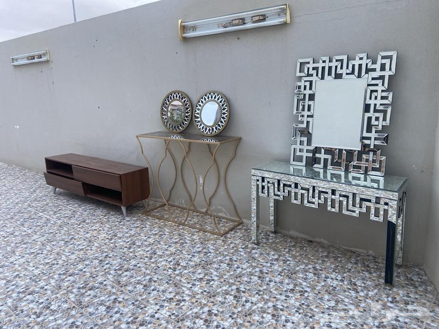 مدخلين زجاج - مرايتين علاق - طاولة تلفزيون ب اداراج64524036509826111