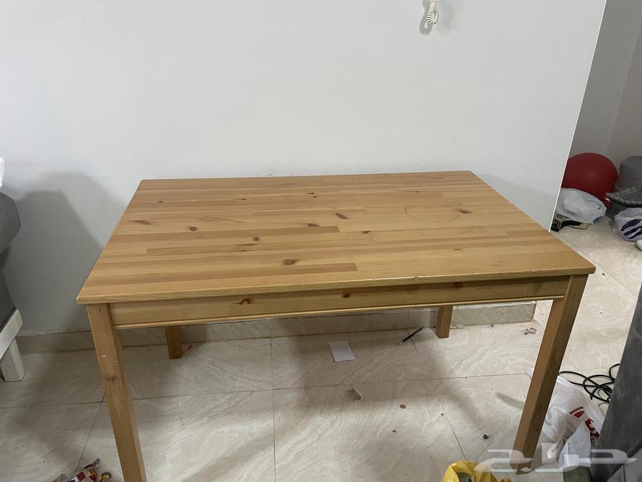 Dining table64523189798017110