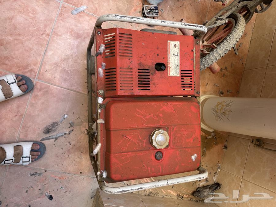 Tents, Generators, and Water Bowls64522033557507114