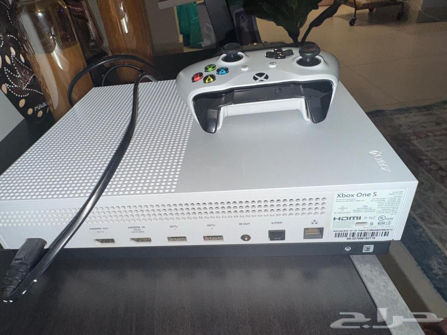 اكس بوكس ون اس شبه جديد64522005538819112