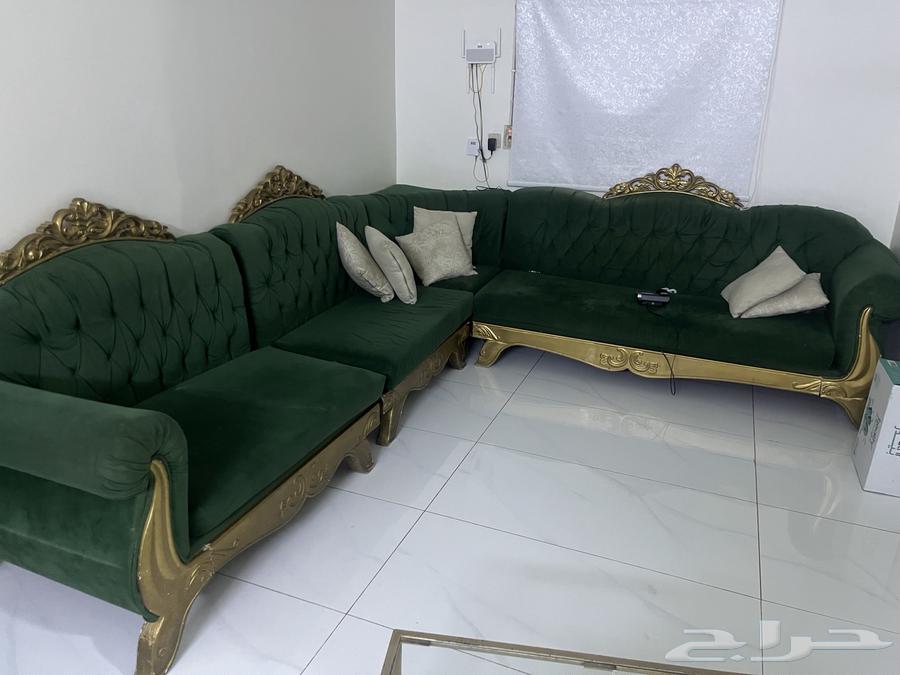 L-shaped sofa and table64519356311169111