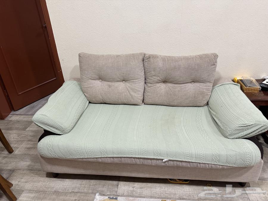 طقم مجلس بحاله جيده 11 فرد وسفره 6 كراسي وطاوله مجلس64521709403395111