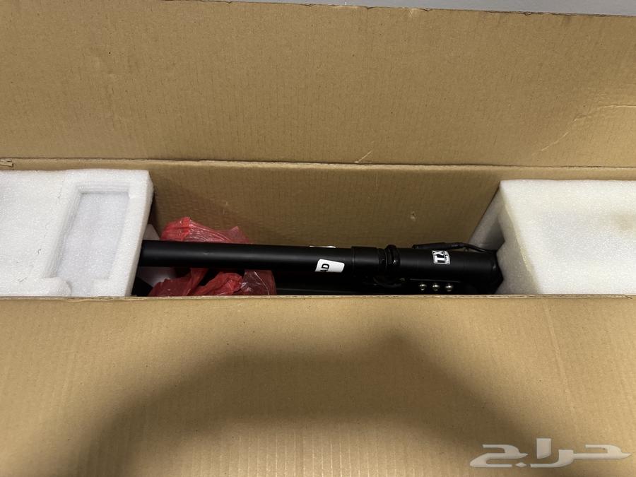 Excellent condition scooter, very light use and LG 18 cubic feet refrigerator64519328335746113