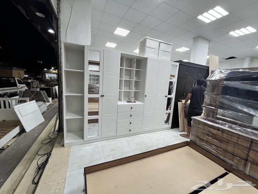 دولاب و غرفة نوم مستعمل نظيف للبيع64521667017090111