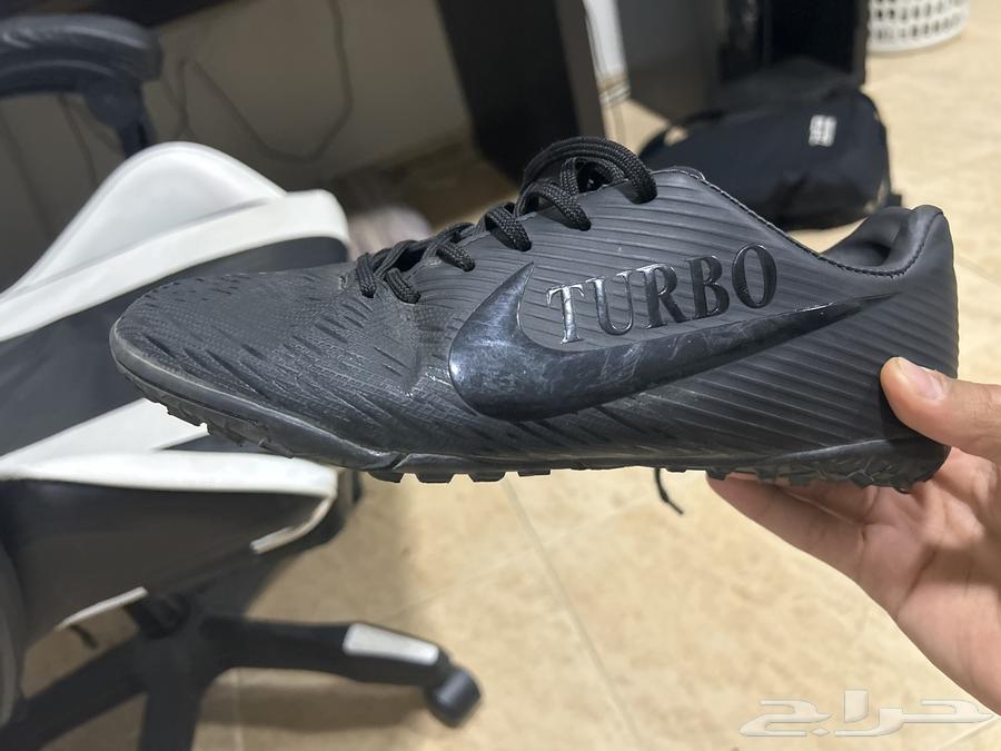 جوتي رياضي لكره القدم بمقاس 3964526120087554114