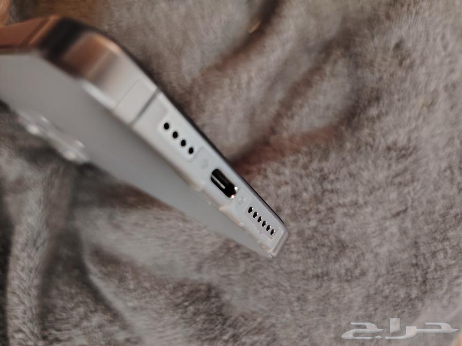 iPhone 15 Pro Max 25664520432105858112