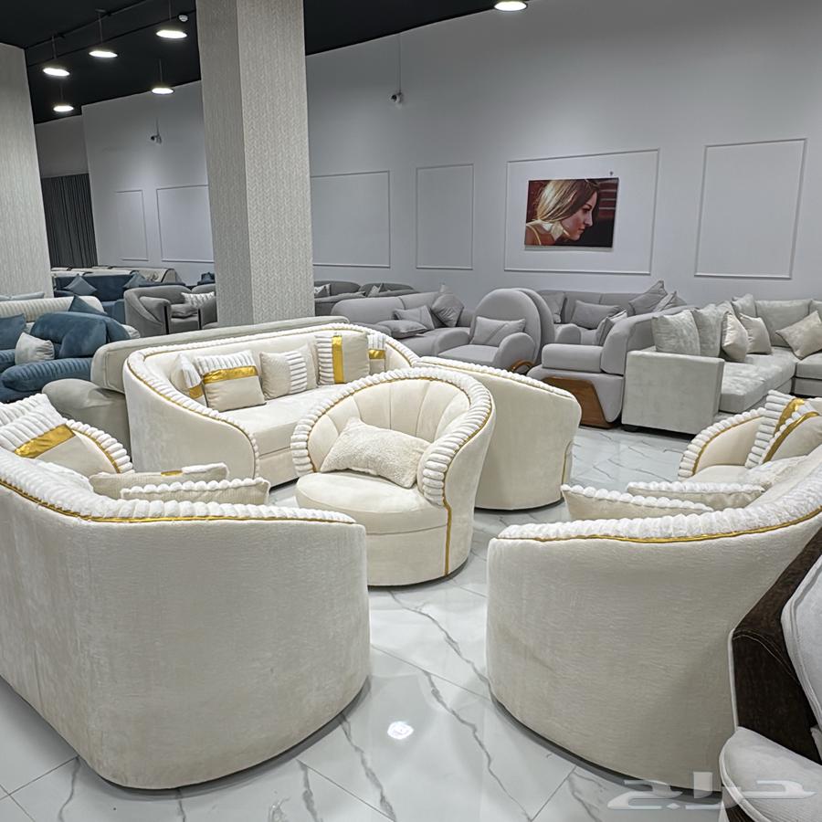 Ready-made sofa sets starting at 160064524083720321112