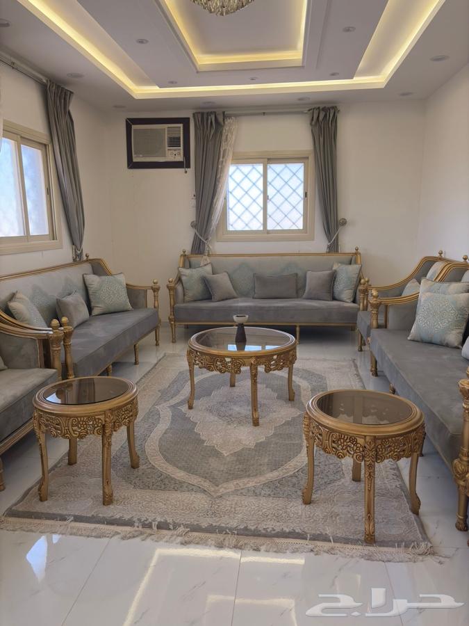 Sofas64519158870529111