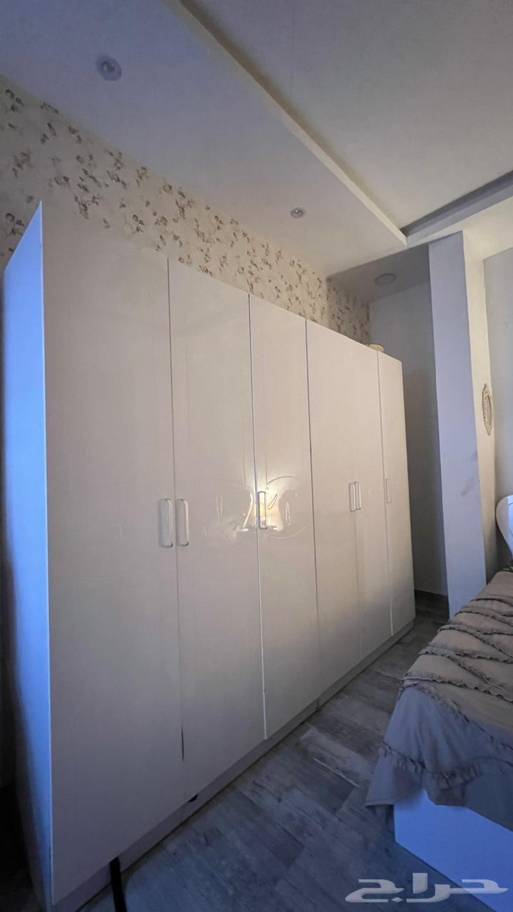 ثلاث اسره من دون طراريح وتسريحه وكرسي ودولابين وكوميدينه64519271760129112