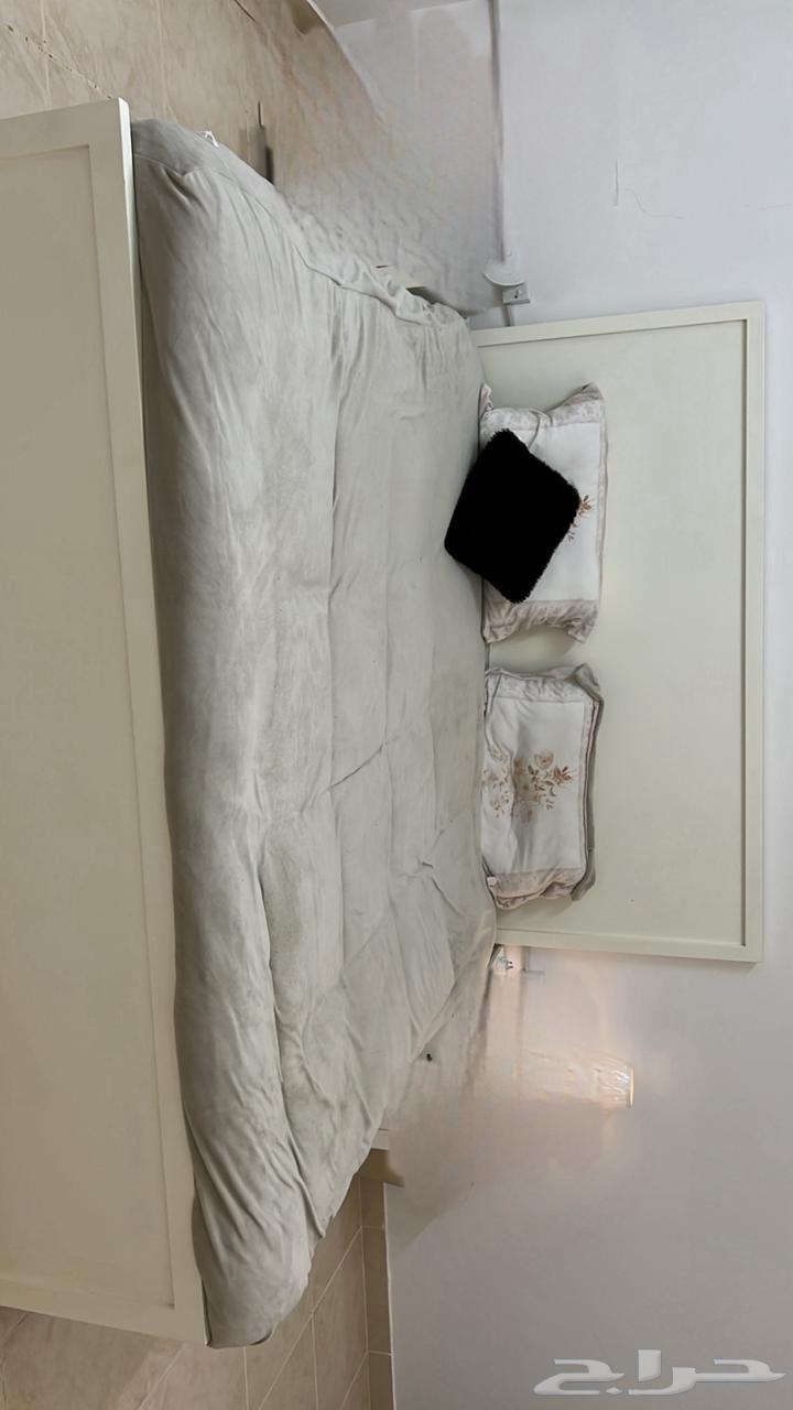 نفريين مع المرتبه استعمال نظيف سعر البيع 110064519186979075111