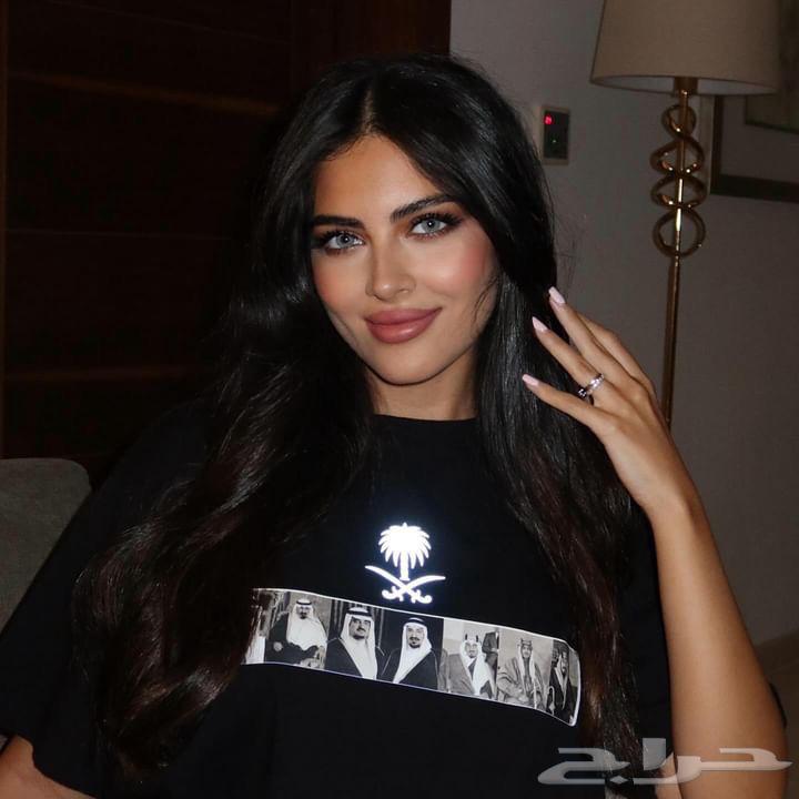 تشيرتات اليوم الوطني توصيل فوري64521069292674113