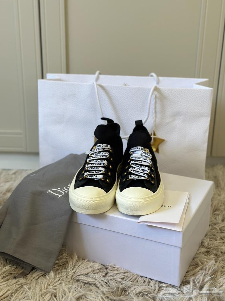 New, size didn't fit Christian Dior WALK N DIOR design64525621822851110