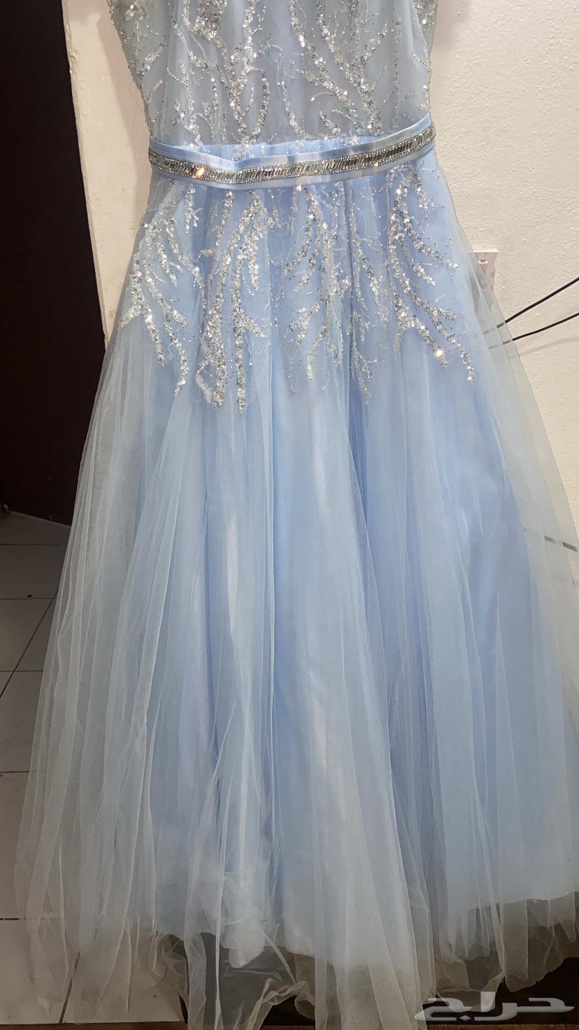 Evening dresses used once for 4 hours64520190264066112