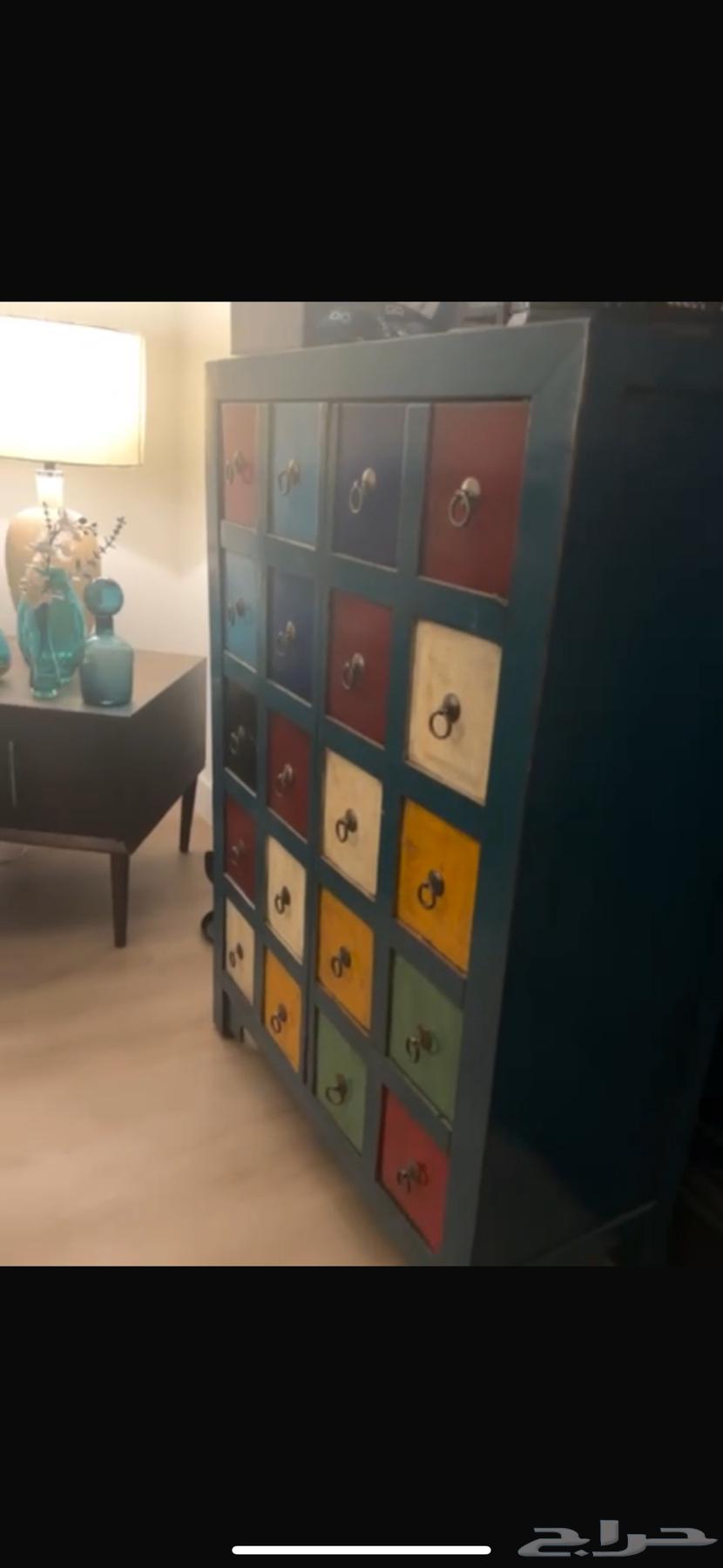 American sofa set from The Factory and Shafnira from Al-Ansari House with curtains64522302329986111