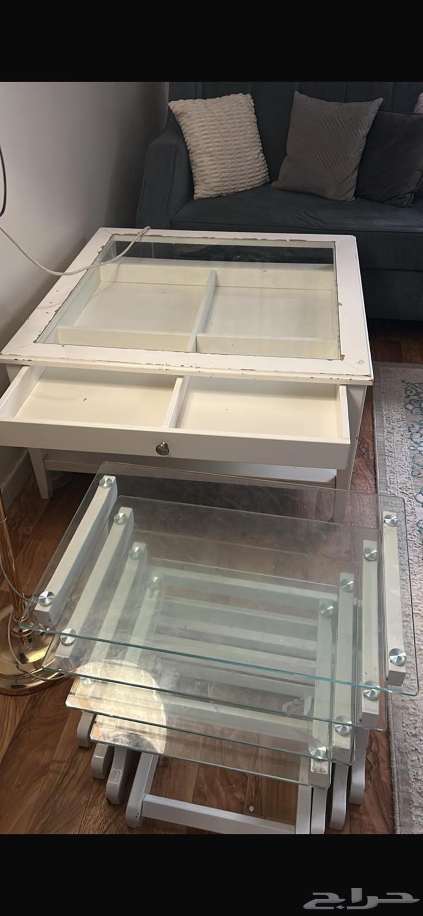 طاولة خدمه وطاوله كبيره64526272630787110