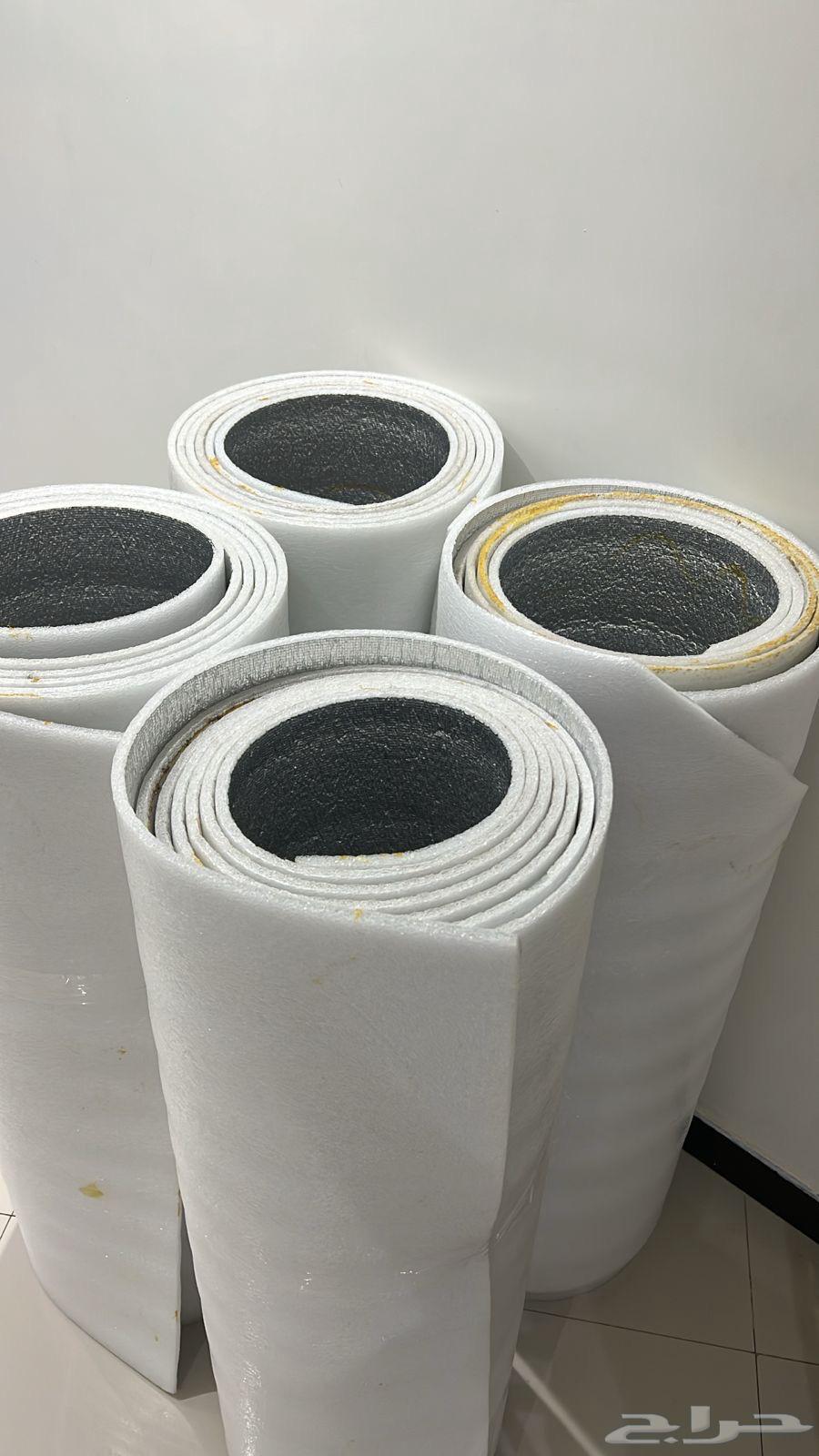 Wooden supports in good condition64524083773699114