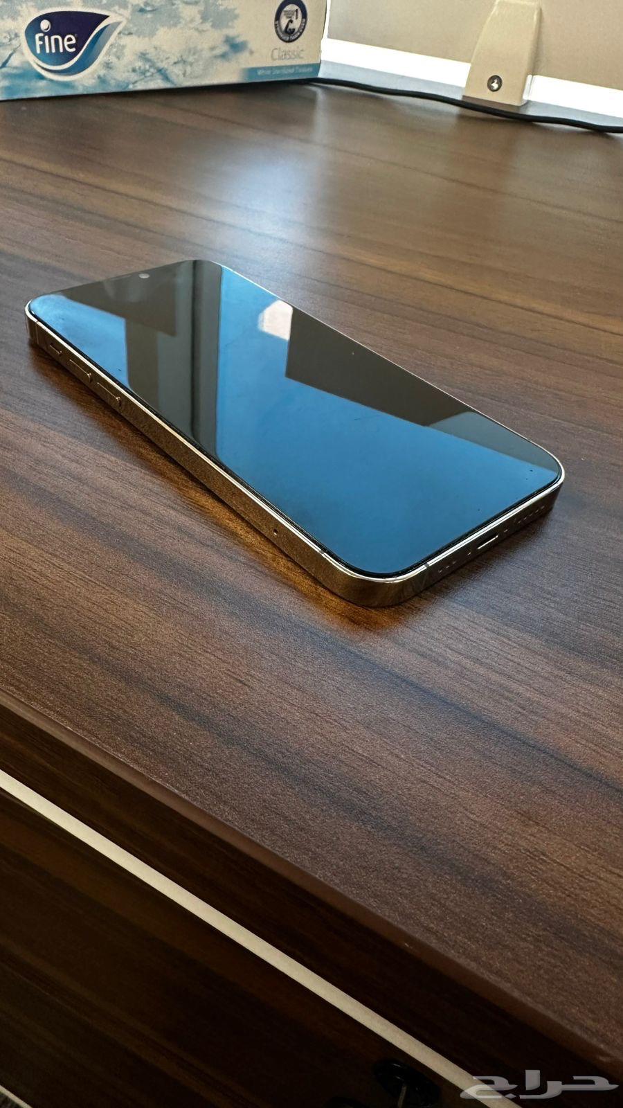 (تم البيع) ايفون 12 برو 256 نضيف جدا وغير مفكوك64525815136257114