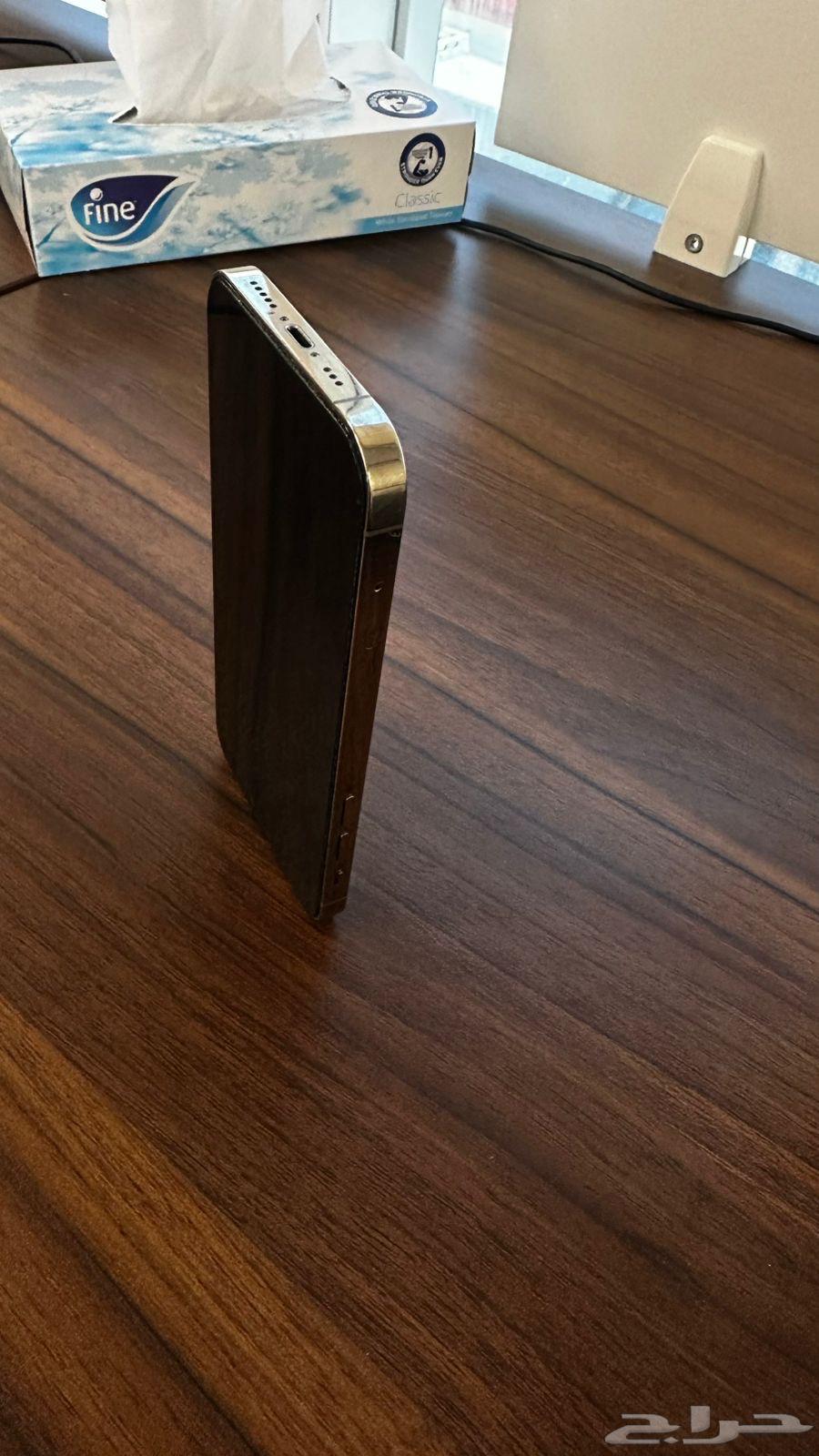 (تم البيع) ايفون 12 برو 256 نضيف جدا وغير مفكوك64525815136257113