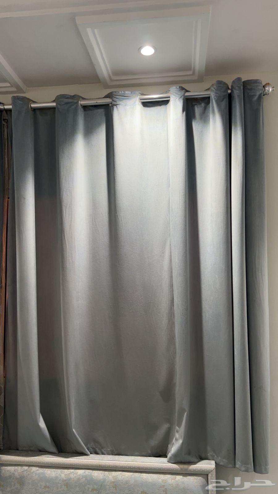 Wooden supports in good condition64524083773699113