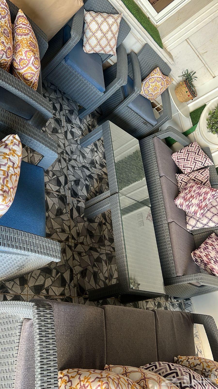 Tables64526996855809111