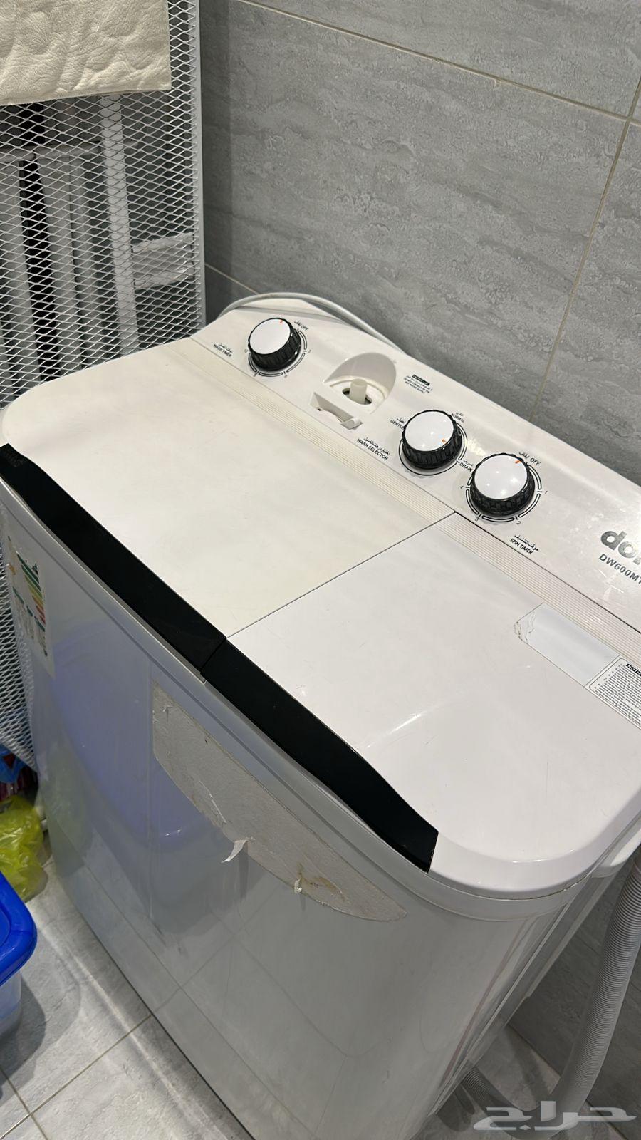 Washing machine for sale, clean and new, no issues, must have been used for two months64527067088257110