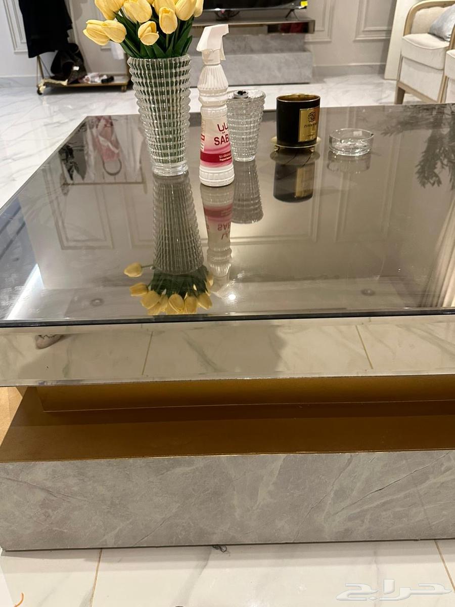 Simple use tables64519144362498113