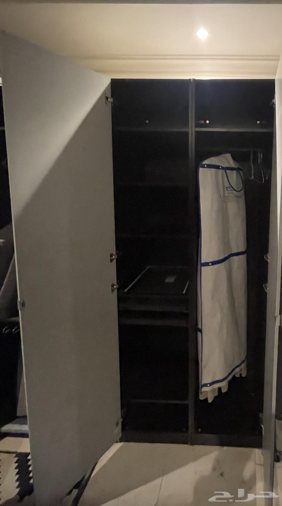 دولاب ملابس بحاله ممتازه64528026288643110