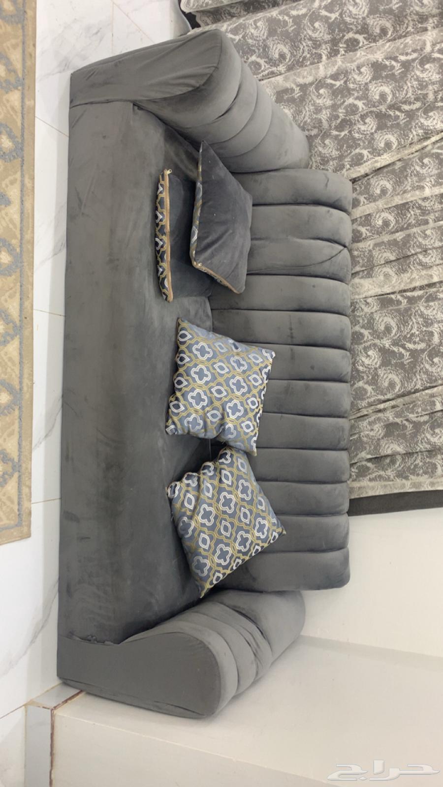 للبيع64532677670658112