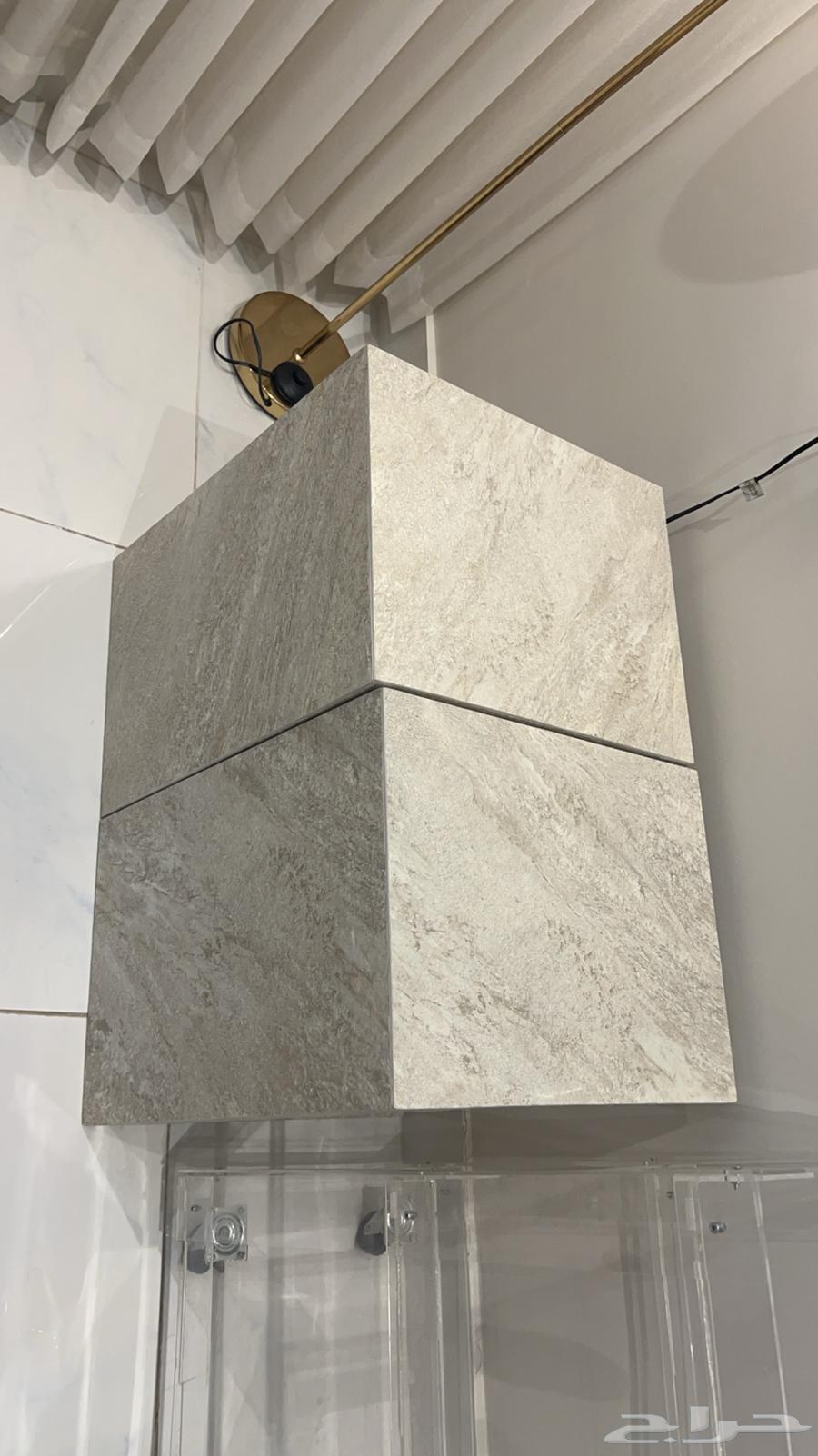 طاولة تقديم رخام وقزاز شبه جديده64532579297155111