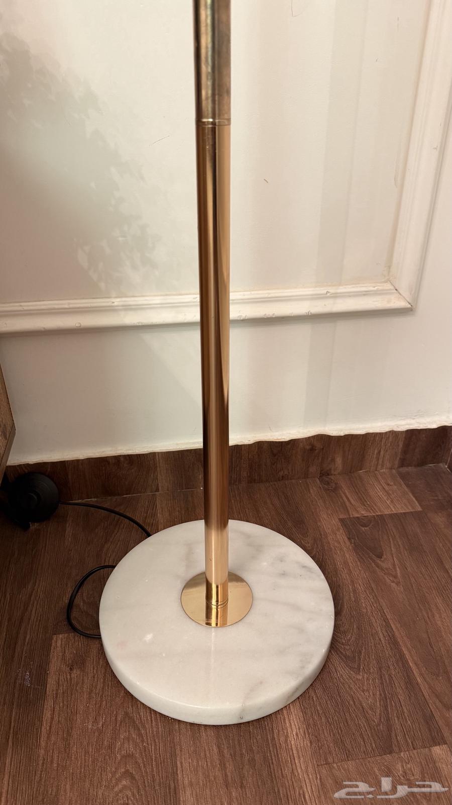 Lamp64534677222530110