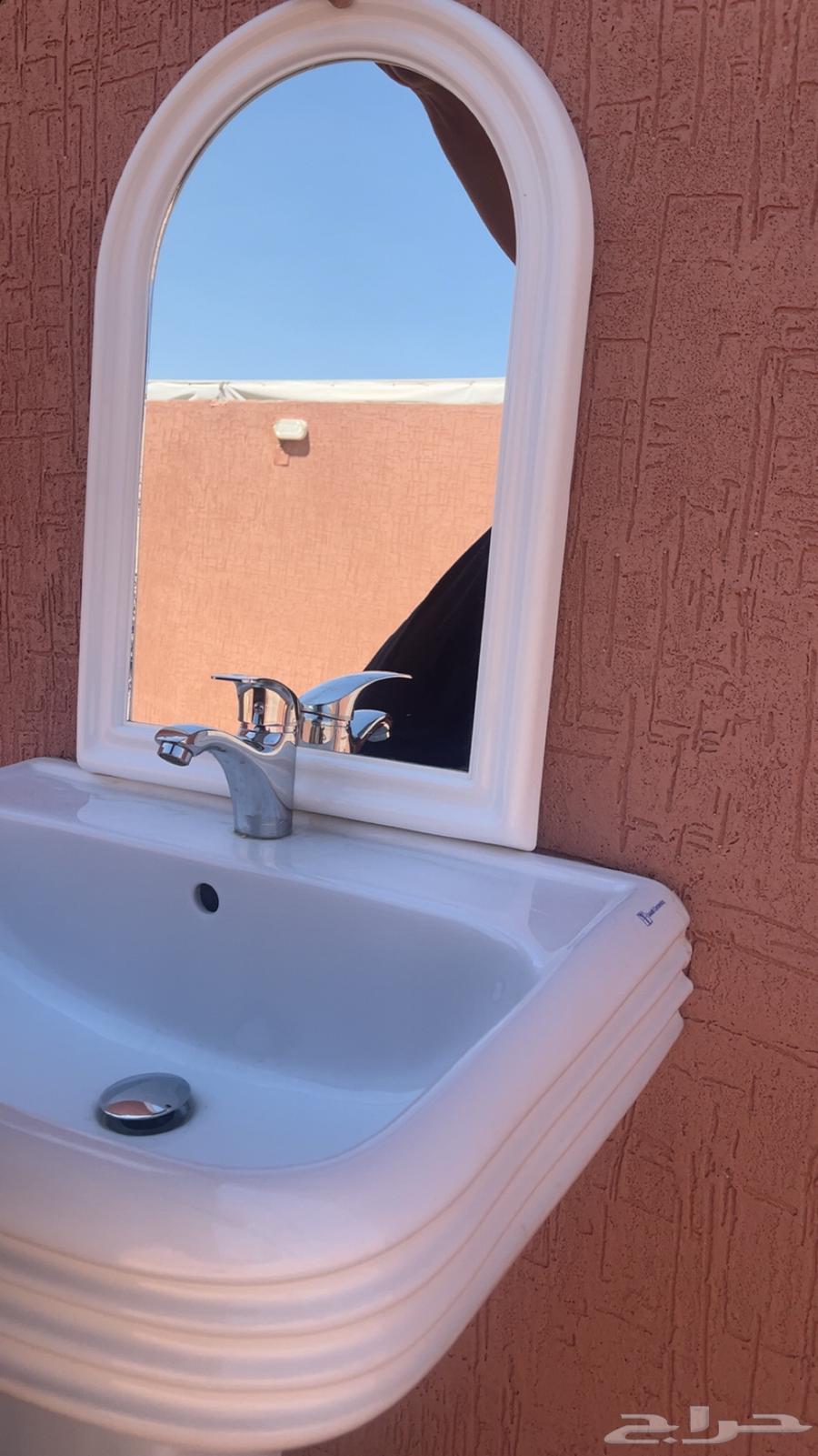 مغاسل شبه جديده خزف السعودي 2 ب الخلاطات عليه ضمان سنتين64534844479619114