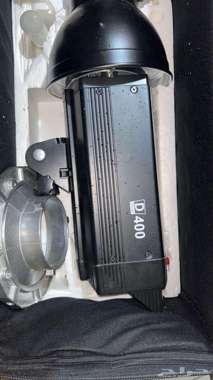 اضاءة قوة 400 للبيع معها كامل ملحقاتها وشنطة خاص فيها64530968561409111