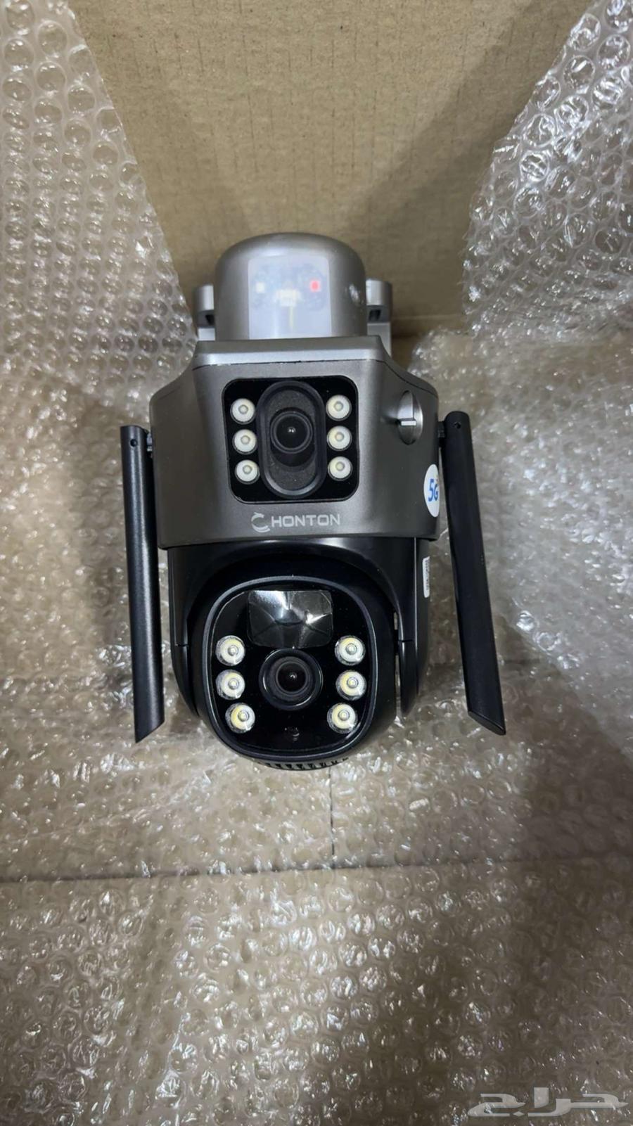 Solar-powered camera64532255084673112