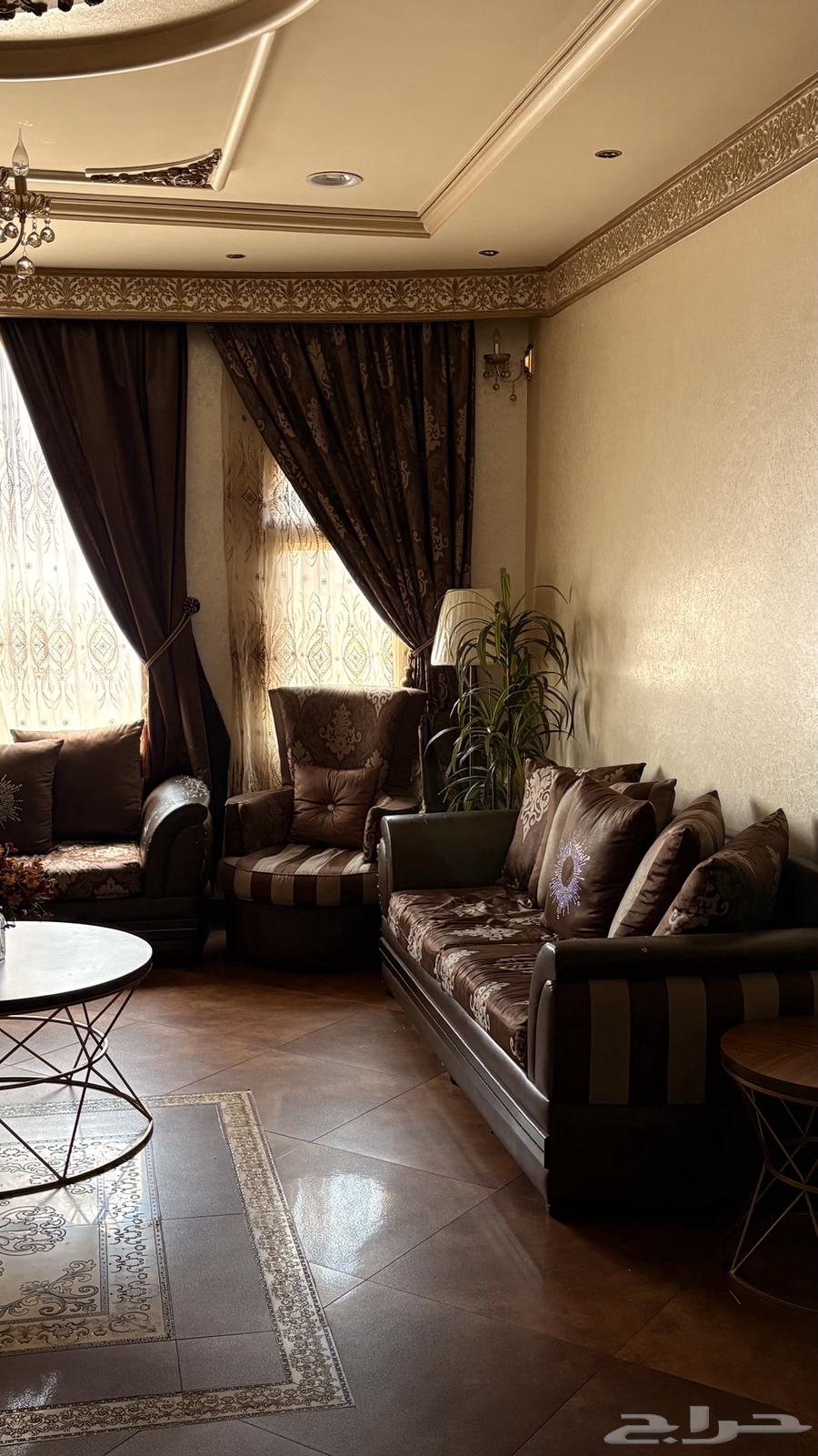 Sofa set and curtain for sale64529334381314111