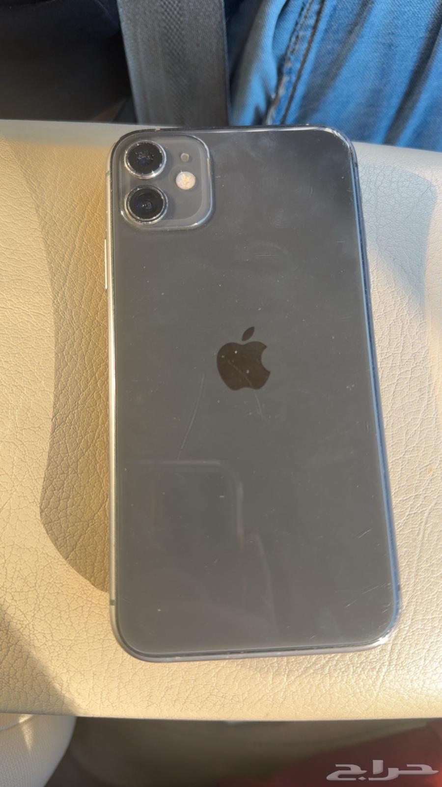 iPhone 11 Regular 12864528666694273113